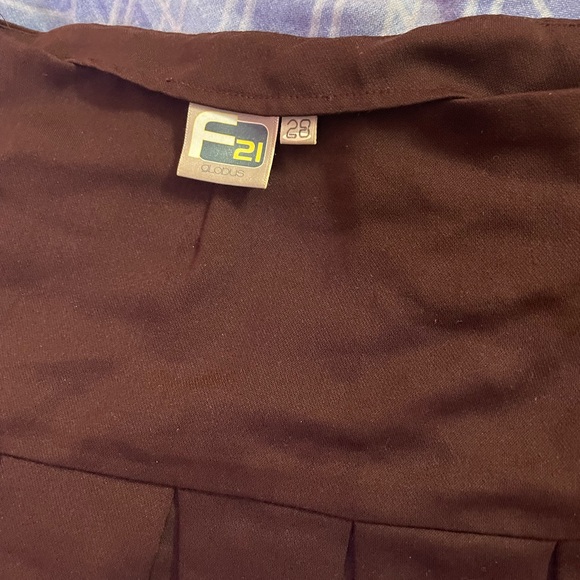 Short pleated Skater skirt by Globus with button and concealed zip at one side. - Picture 5 of 5